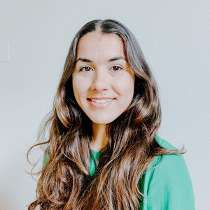 Meet your Posher, Laurie